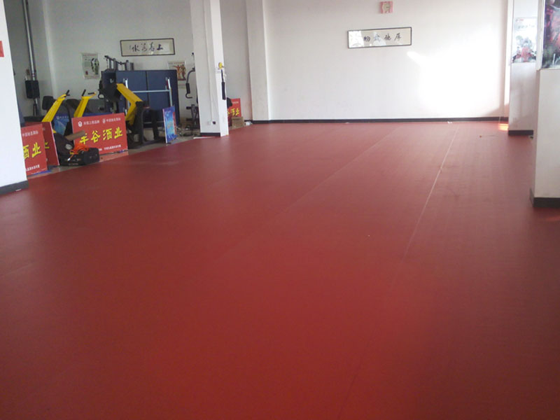 河北石家莊PVC運(yùn)動(dòng)地板 久圳室內(nèi)外運(yùn)動(dòng)地板生產(chǎn)廠家